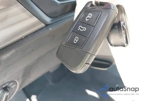 2019 Volkswagen Jetta 1.4T Sel from USA, damaged, VIN 3VWE57BU1KM084794